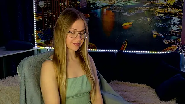Snapshot of pusyavykusya chatting on 04-23-26, 12:29 pusyavykusya online show from 04-23-26, 12:29