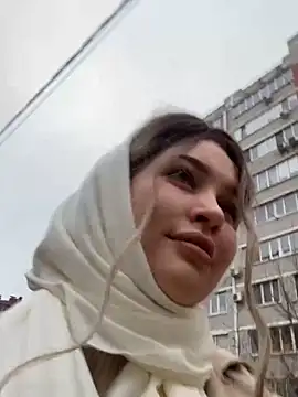 Snapshot of KikiWatson chatting on 12-28-24, 08:05 KikiWatson online show from 12-28-24, 08:05