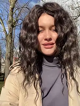 Snapshot of KikiWatson chatting on 02-05-25, 08:00 KikiWatson online show from 02-05-25, 08:00