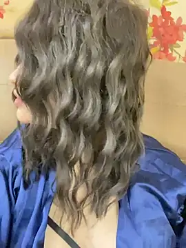 Snapshot of KikiWatson chatting on 02-14-25, 05:36 KikiWatson online show from 02-14-25, 05:36