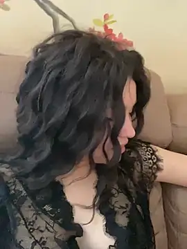 Snapshot of KikiWatson chatting on 02-15-25, 10:11 KikiWatson online show from 02-15-25, 10:11