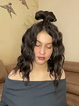 Snapshot of KikiWatson chatting on 02-22-25, 12:19 KikiWatson online show from 02-22-25, 12:19