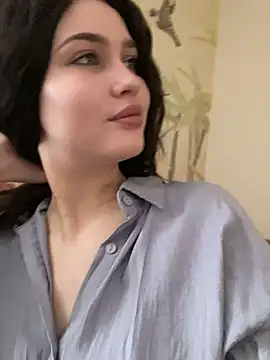 Snapshot of KikiWatson chatting on 02-24-25, 12:16 KikiWatson online show from 02-24-25, 12:16