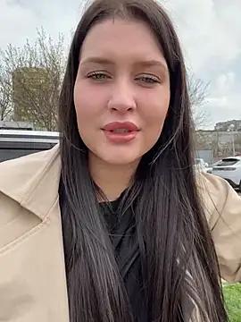 Snapshot of KikiWatson chatting on 03-21-25, 10:17 KikiWatson online show from 03-21-25, 10:17