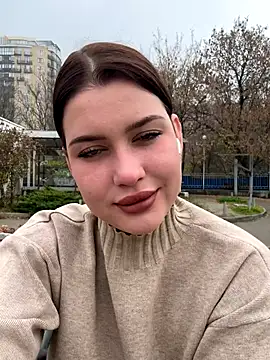 Snapshot of KikiWatson chatting on 11-10-25, 07:07 KikiWatson online show from 11-10-25, 07:07