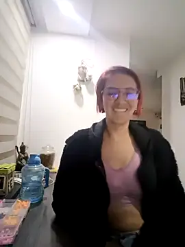 Snapshot of your_red_rose_ chatting on 12-02-24, 11:29 your red rose online show from 12-02-24, 11:29