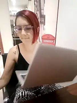 Snapshot of your_red_rose_ chatting on 12-10-24, 09:22 your red rose online show from 12-10-24, 09:22