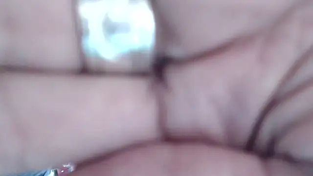 Snapshot of your_red_rose_ chatting on 12-28-24, 05:14 your red rose online show from 12-28-24, 05:14