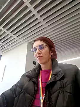 Snapshot of your_red_rose_ chatting on 01-20-25, 12:49 your red rose online show from 01-20-25, 12:49