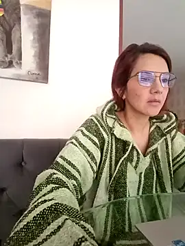 Snapshot of your_red_rose_ chatting on 01-24-25, 01:47 your red rose online show from 01-24-25, 01:47