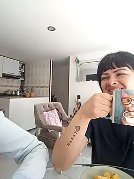 Snapshot of your_red_rose_ chatting on 01-25-25, 03:09 your red rose online show from 01-25-25, 03:09