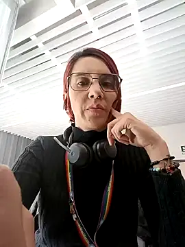 Snapshot of your_red_rose_ chatting on 01-28-25, 07:21 your red rose online show from 01-28-25, 07:21