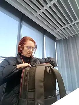 Snapshot of your_red_rose_ chatting on 01-30-25, 11:55 your red rose online show from 01-30-25, 11:55