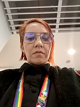 Snapshot of your_red_rose_ chatting on 02-25-25, 01:28 your red rose online show from 02-25-25, 01:28