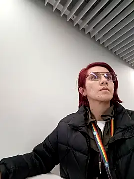 Snapshot of your_red_rose_ chatting on 03-06-25, 09:09 your red rose online show from 03-06-25, 09:09