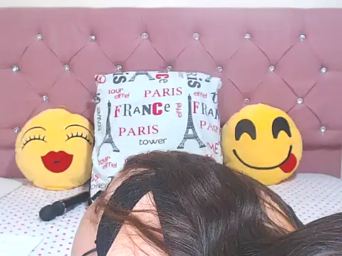 sharonbrown28 online show from 12-06-24, 09:57