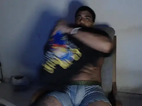 Snapshot of camiloacosta321 chatting on 11-05-25, 04:12 camiloacosta321 online show from 11-05-25, 04:12