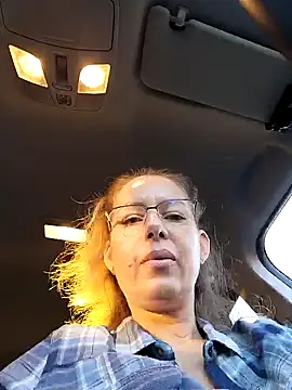 Snapshot of uber_babe chatting on 12-09-24, 02:17 uber babe online show from 12-09-24, 02:17