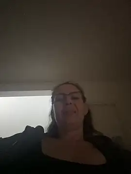 Snapshot of uber_babe chatting on 12-24-24, 07:44 uber babe online show from 12-24-24, 07:44