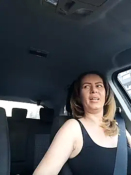 Snapshot of uber_babe chatting on 01-08-25, 02:46 uber babe online show from 01-08-25, 02:46