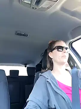 Snapshot of uber_babe chatting on 01-13-25, 12:24 uber babe online show from 01-13-25, 12:24