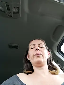 Snapshot of uber_babe chatting on 03-11-25, 12:28 uber babe online show from 03-11-25, 12:28