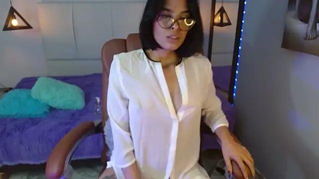 AlessiaVal  online show from 02-13-25, 03:46