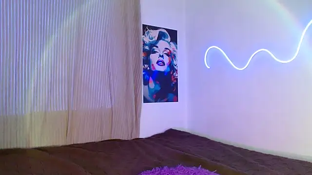 AlessiaVal  online show from 04-08-26, 03:23