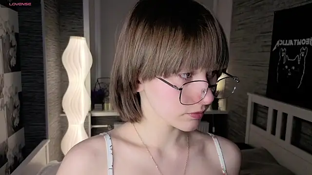 EthalBuffkin online show from 04-18-26, 07:18