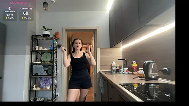 jainesummer online show from 11-28-25, 07:22