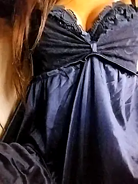 Snapshot of Esha_Babyy chatting on 01-19-26, 01:48 Esha Babyy online show from 01-19-26, 01:48