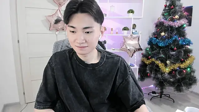 Miram Yu online show from 12-25-24, 04:54