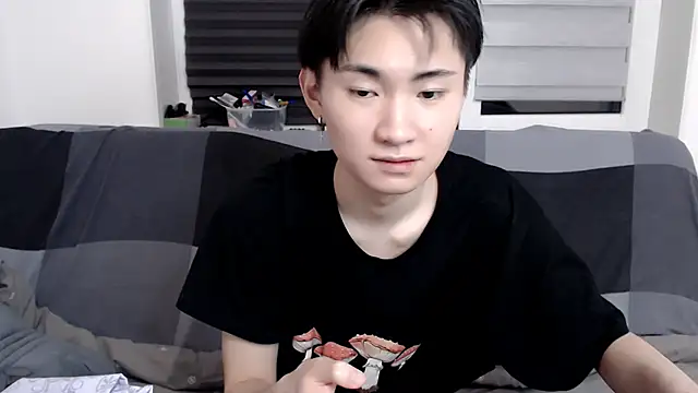 Miram Yu online show from 01-18-25, 10:39