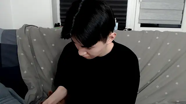 Miram Yu online show from 03-02-25, 09:22