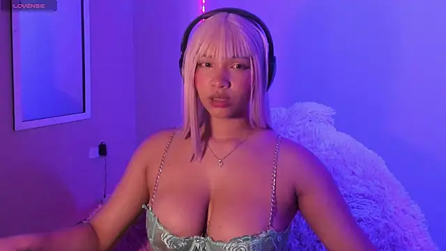 MadelineBenet online show from 01-21-25, 04:32