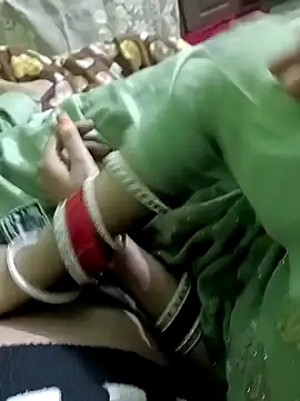 Snapshot of QUEEN-X-CPL chatting on 12-21-24, 05:07 QUEEN-X-CPL online show from 12-21-24, 05:07