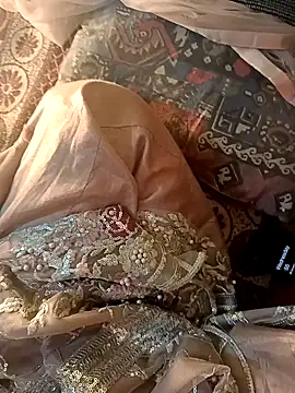 Snapshot of QUEEN-X-CPL chatting on 01-28-25, 08:26 QUEEN-X-CPL online show from 01-28-25, 08:26