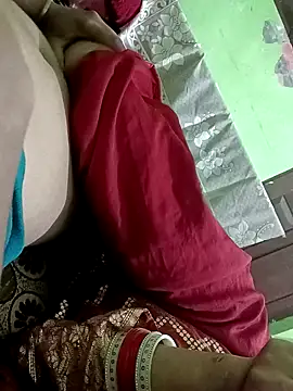 Snapshot of QUEEN-X-CPL chatting on 02-18-25, 05:53 QUEEN-X-CPL online show from 02-18-25, 05:53