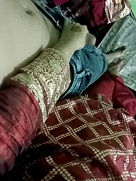 Snapshot of QUEEN-X-CPL chatting on 02-20-25, 05:51 QUEEN-X-CPL online show from 02-20-25, 05:51