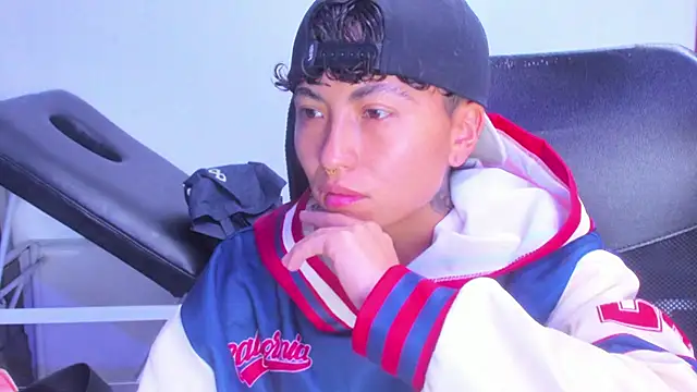 Snapshot of Im_Mathias chatting on 02-03-26, 02:53 Im Mathias online show from 02-03-26, 02:53