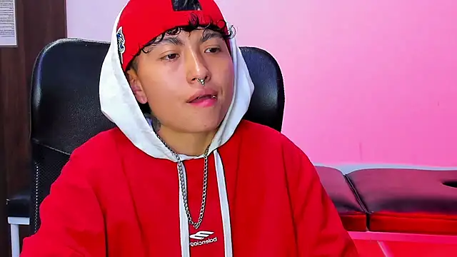 Snapshot of Im_Mathias chatting on 02-28-26, 02:34 Im Mathias online show from 02-28-26, 02:34