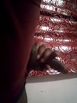 Snapshot of sunnybigd24 chatting on 01-06-25, 06:25 sunnybigd24 online show from 01-06-25, 06:25