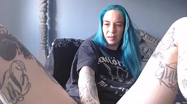 Snapshot of RavenryderUK chatting on 02-26-25, 10:58 RavenryderUK online show from 02-26-25, 10:58