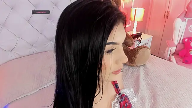 Snapshot of scarlet_hill chatting on 12-10-24, 01:55 scarlet hill online show from 12-10-24, 01:55