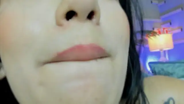 Snapshot of scarlet_hill chatting on 01-11-25, 07:28 scarlet hill online show from 01-11-25, 07:28