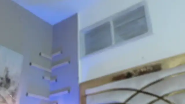 Snapshot of scarlet_hill chatting on 01-12-25, 02:14 scarlet hill online show from 01-12-25, 02:14