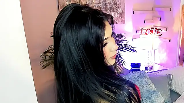 Snapshot of scarlet_hill chatting on 01-26-25, 01:20 scarlet hill online show from 01-26-25, 01:20