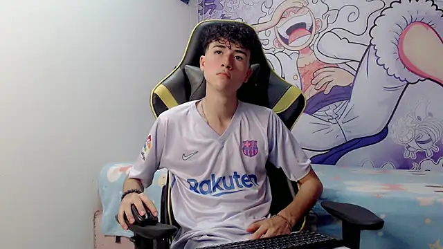 johnny cagee online show from 12-23-24, 03:29