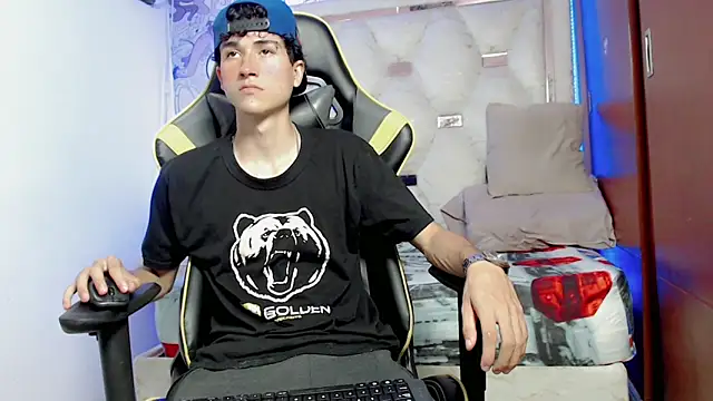 johnny cagee online show from 10-12-25, 05:17