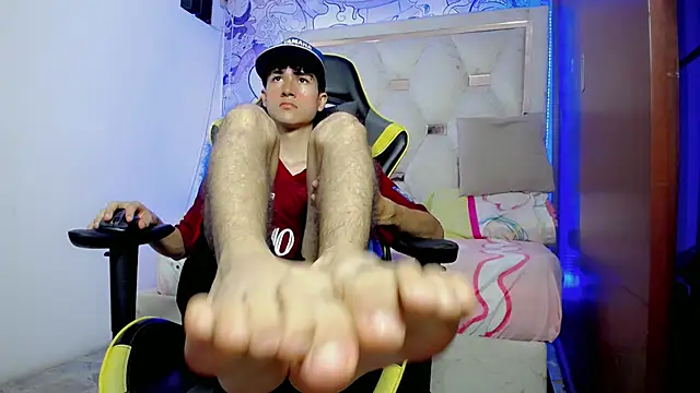 johnny cagee online show from 11-26-25, 04:24